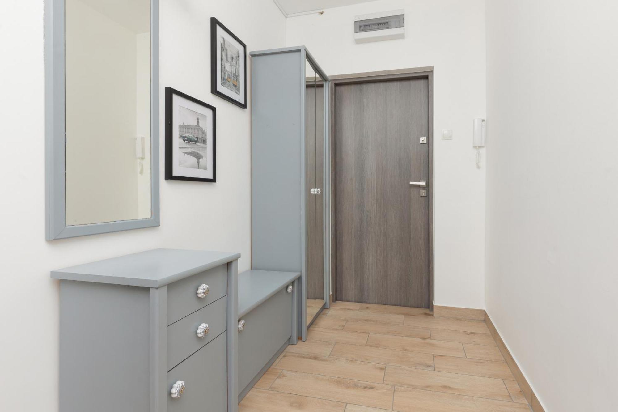 Kopcinskiego Bright & Spacious Apartment Warsaw Ursynow By Noclegi Renters ภายนอก รูปภาพ